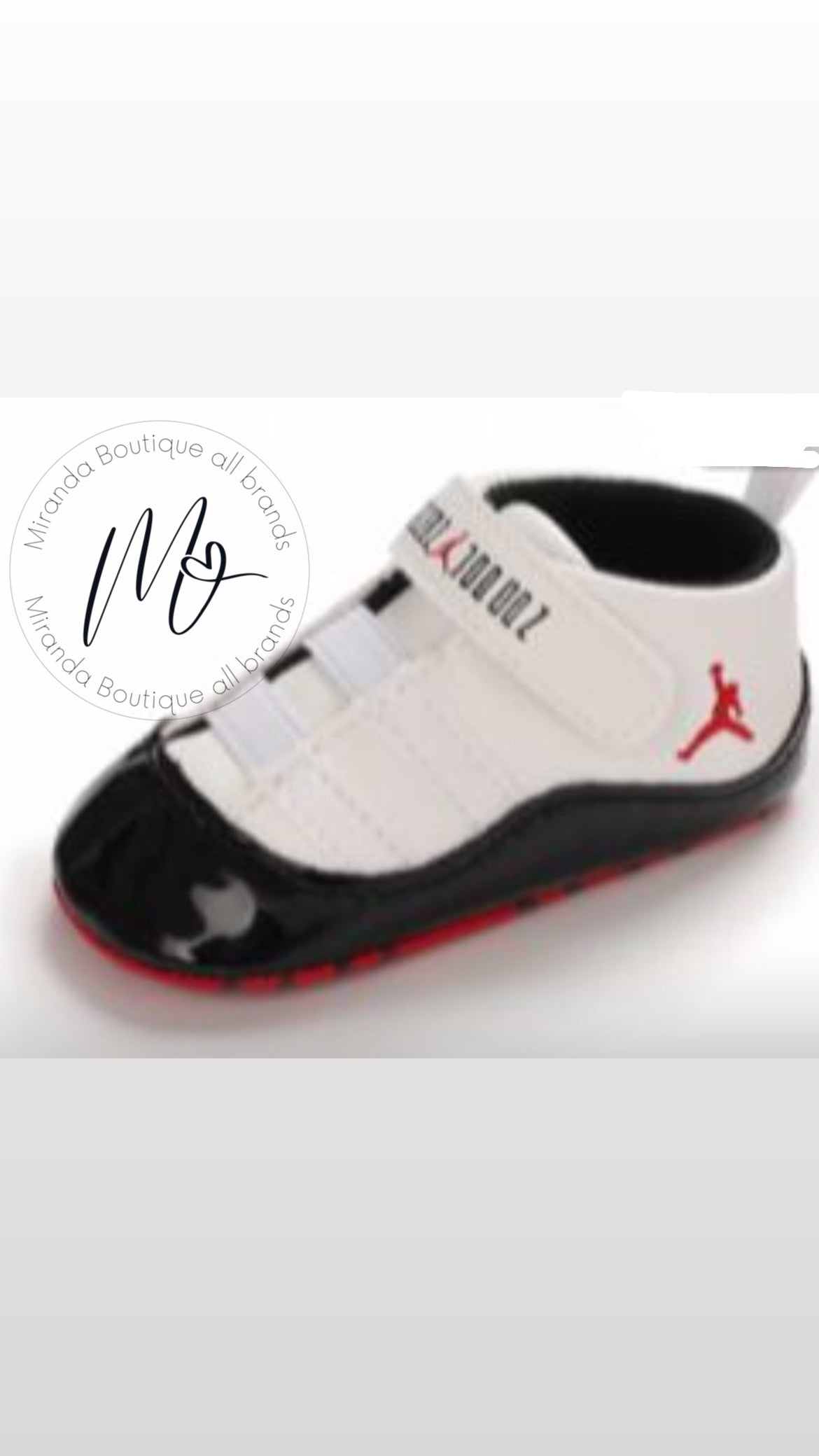 Tenis de bebe Jordan Low
