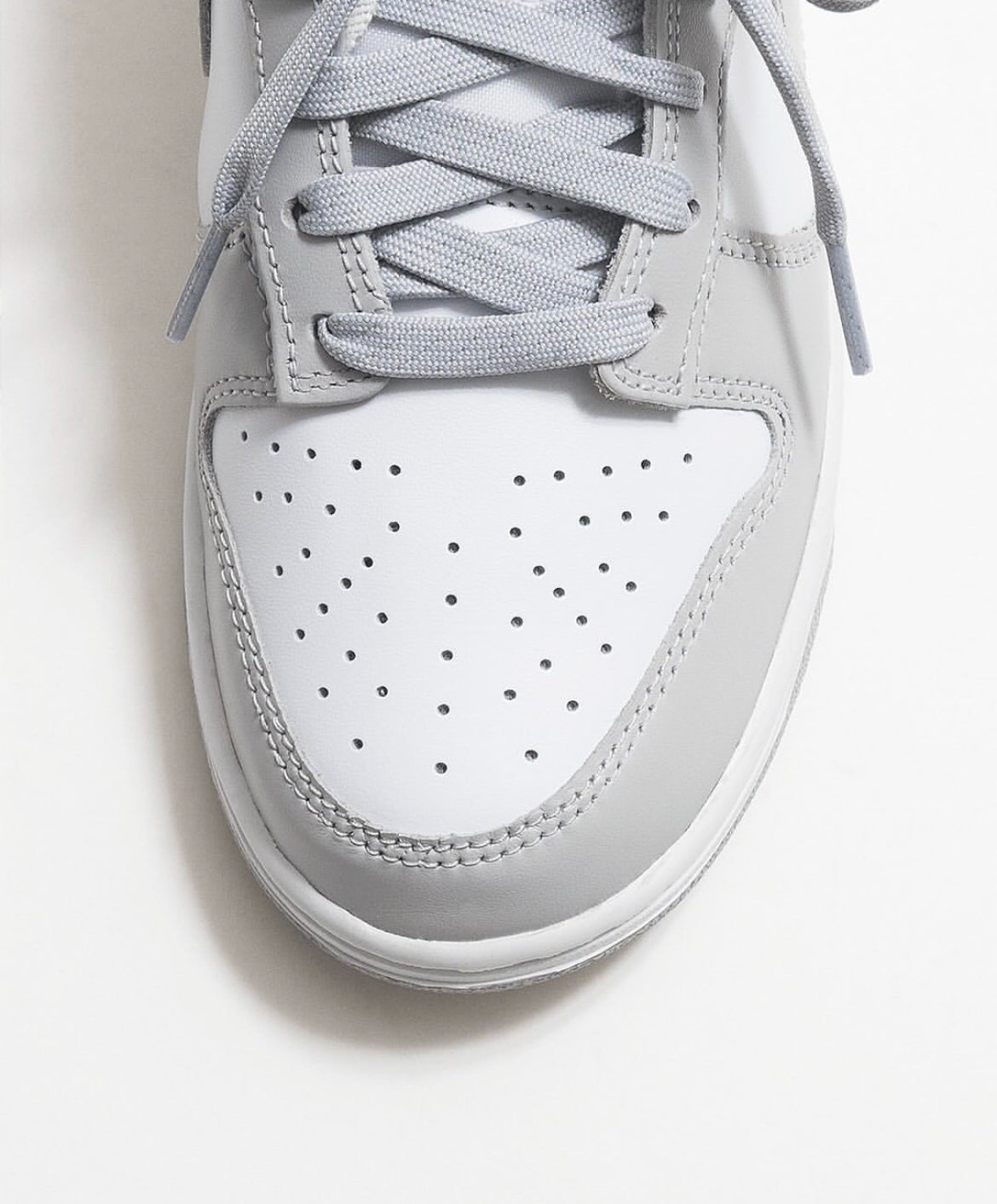 Nike Dunk  Low “ Platinum Wolf Grey”