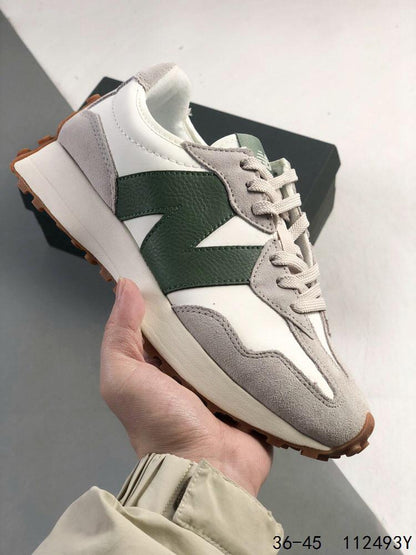 New Balance 327