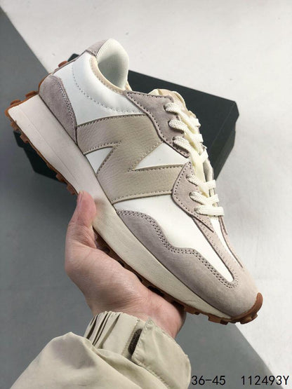 New Balance 327