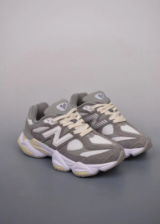 New Balance 9060 “ Grey/ white”