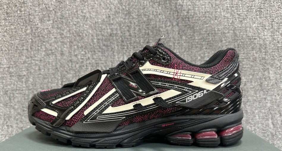 New Balance 1906A “ Black/ Pink”