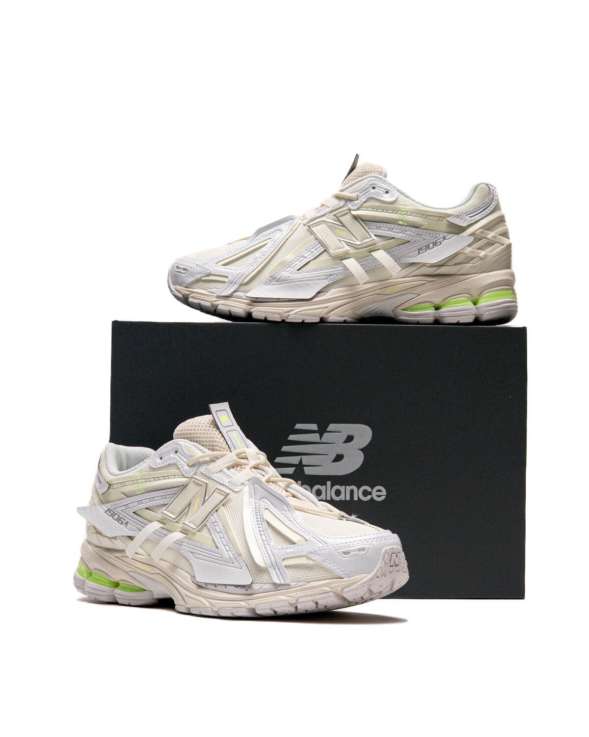 New Balance 1906A “ White Mint flash”