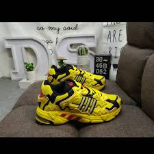 Adidas Response CL “Amarillo”