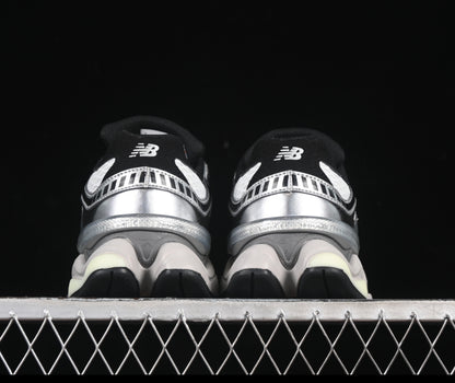 New Balance 9060 “ Silver/ Black “