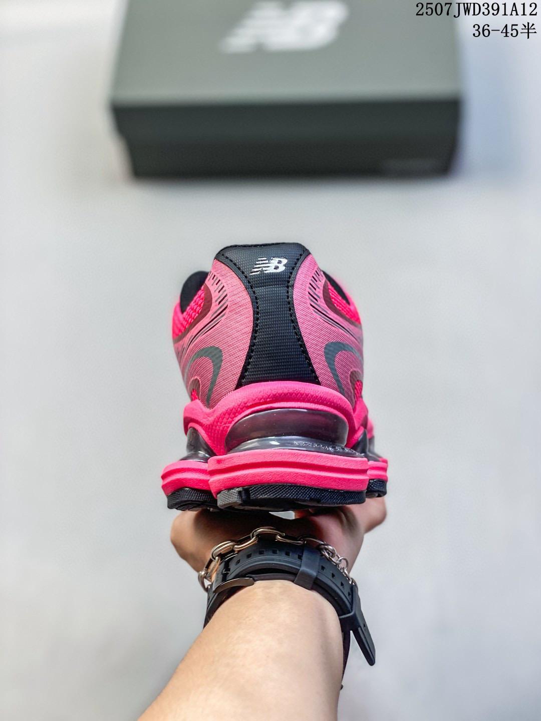 New Balance 2000 “Dragon Berry”🩷